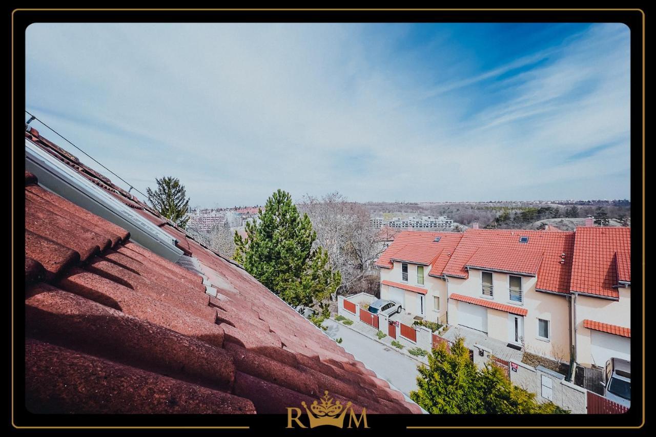 Rm Luxury Apartment In Prague • 6 People • Free Parking • Pets 외부 사진